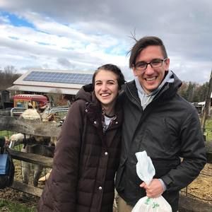 Meet your Posher, Dakota